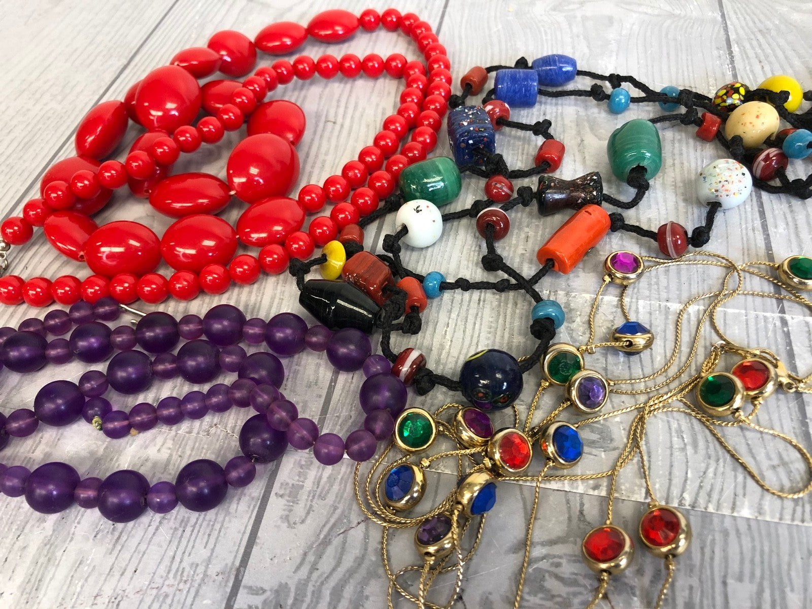 2.4 Pound Lot of Necklaces- Some Broken Costume Jewelry Mostly for Crafting
