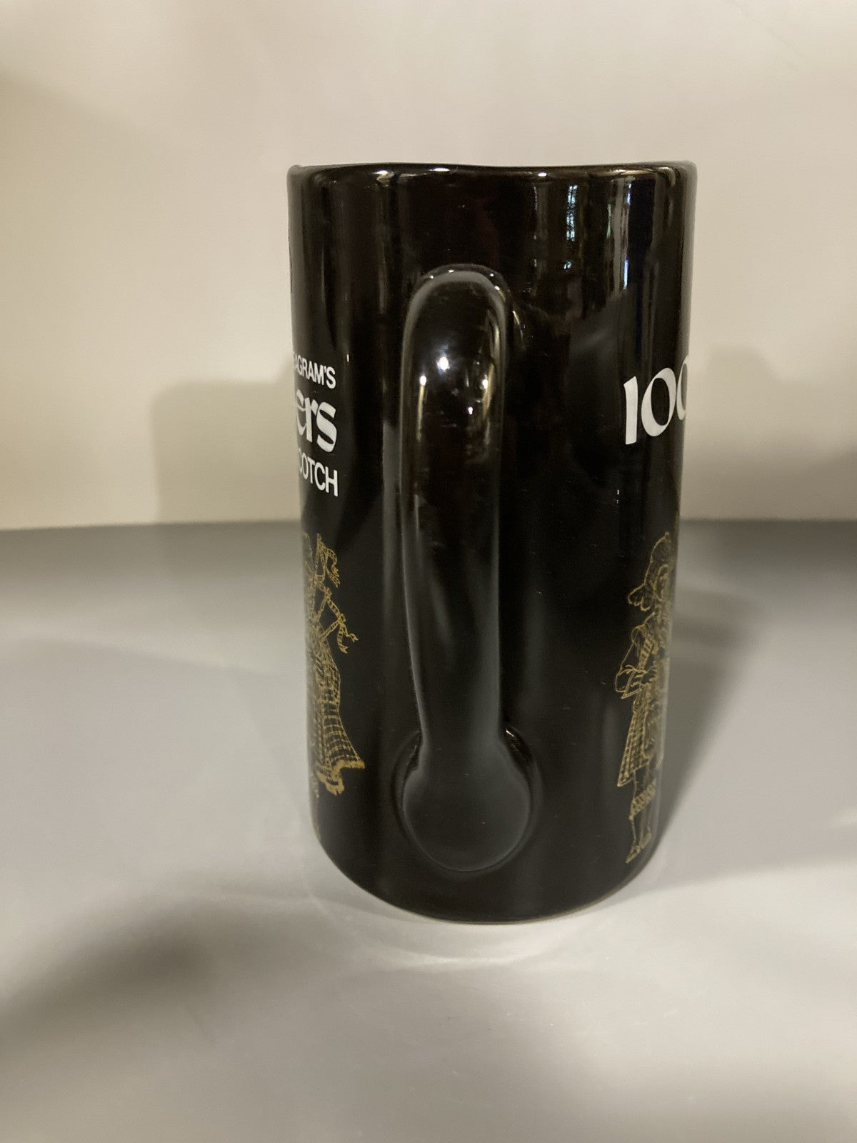 Vintage Collectible Ceramic Liquor Jug/Pitcher Seagram's 100 Pipers Scotch Black