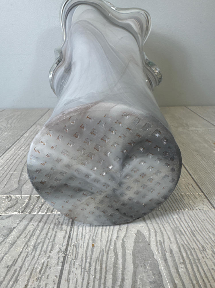 MURANO GLASS VASE - ITALY WHITE GRAY UNIQUE OPEN PETAL ART VASE - 16.5'' TALL