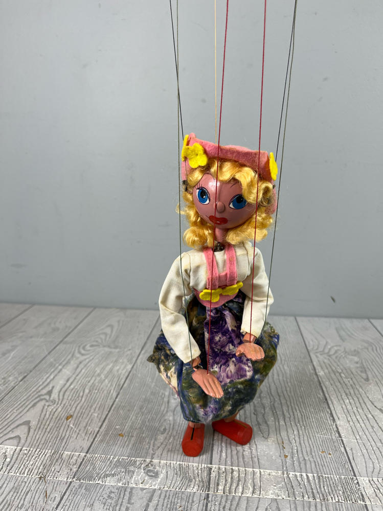 Vintage Pelham Standard Stringed Marionette Puppet Girl Mitzi Made in England
