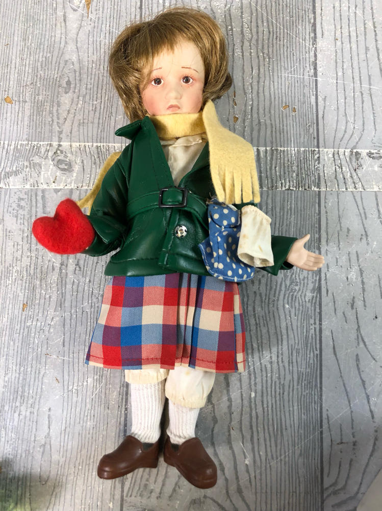 Vintage Norman Rockwell Collector Edition Porcelain Character Doll "Mimi" No Box
