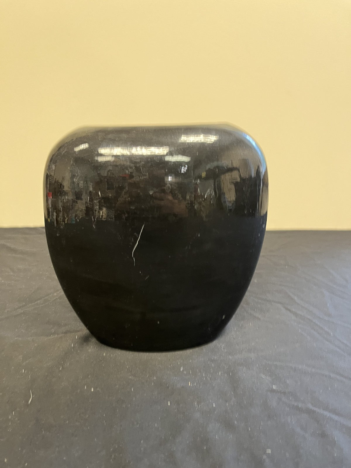 Vintage 80s Black and Gold Peacock Flat Oval Vase