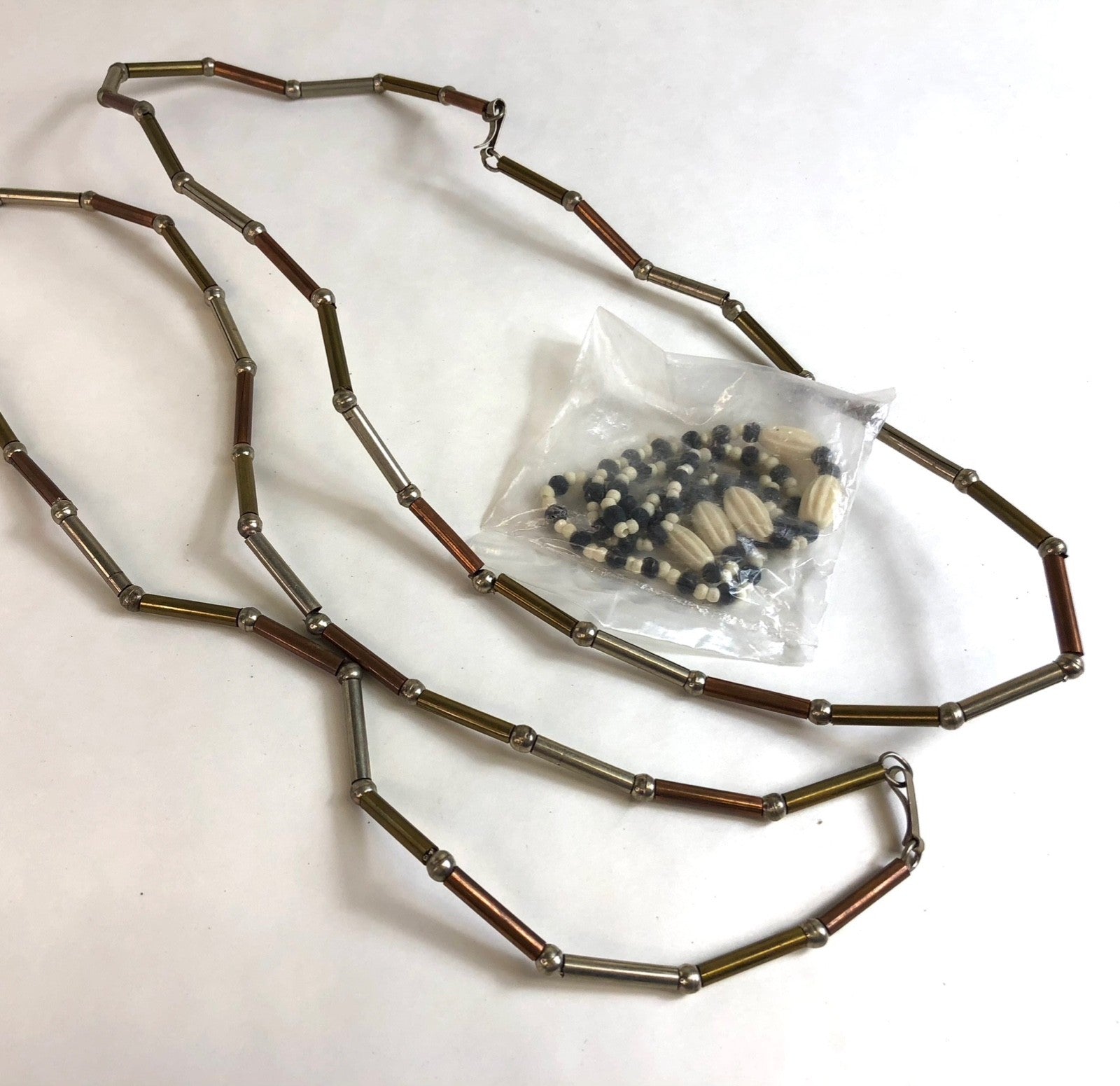 2 Pound Lot of Necklaces- Mixed Styles of Costume Jewelry- Similar Color Palette