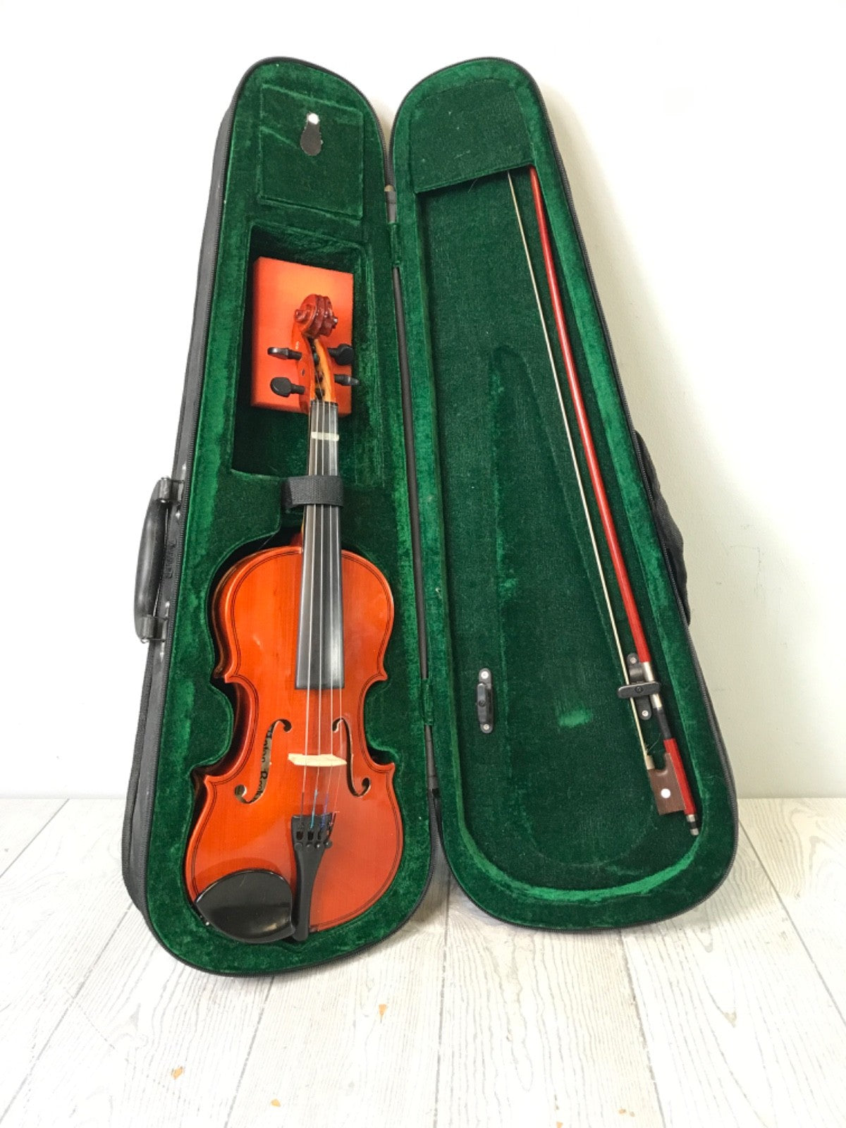 Anton Breton Size 1/4 Violin Model AB05 with Hard Case - Made In China