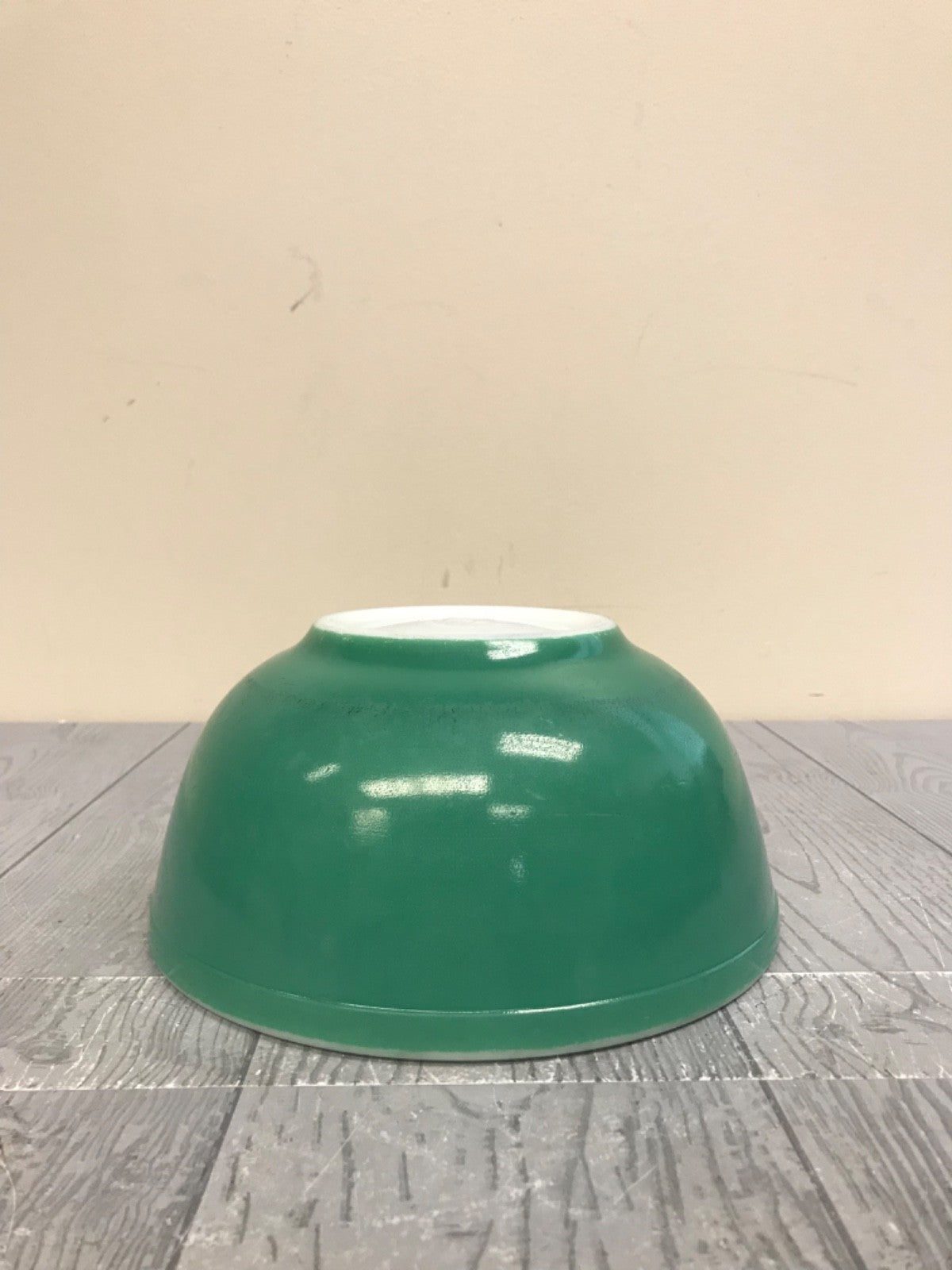 Vintage Pyrex Green Bowl - 8.5" x 8.5"