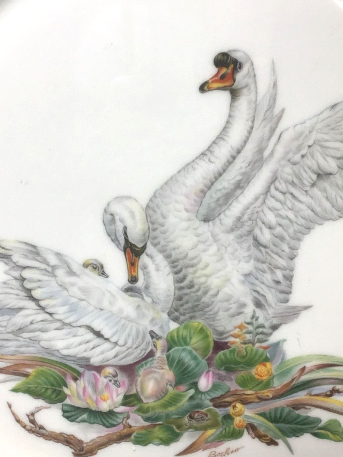 Edward Marshall Boehm "Bird of Peace" Mute Swans Collectors Plate with Gold trim