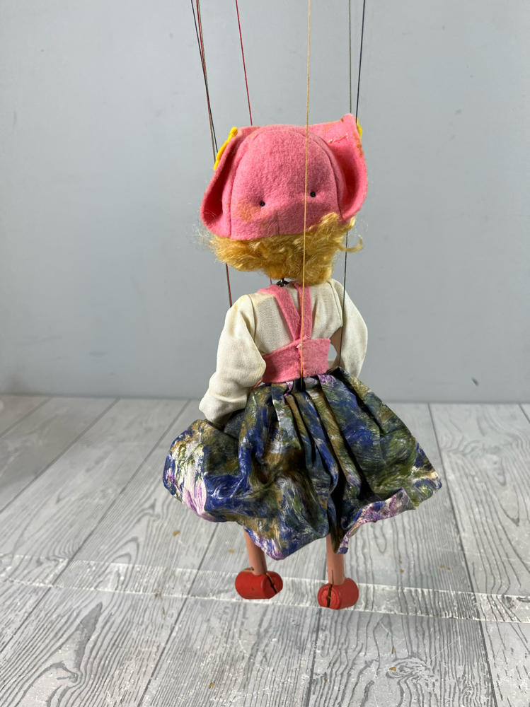 Vintage Pelham Standard Stringed Marionette Puppet Girl Mitzi Made in England