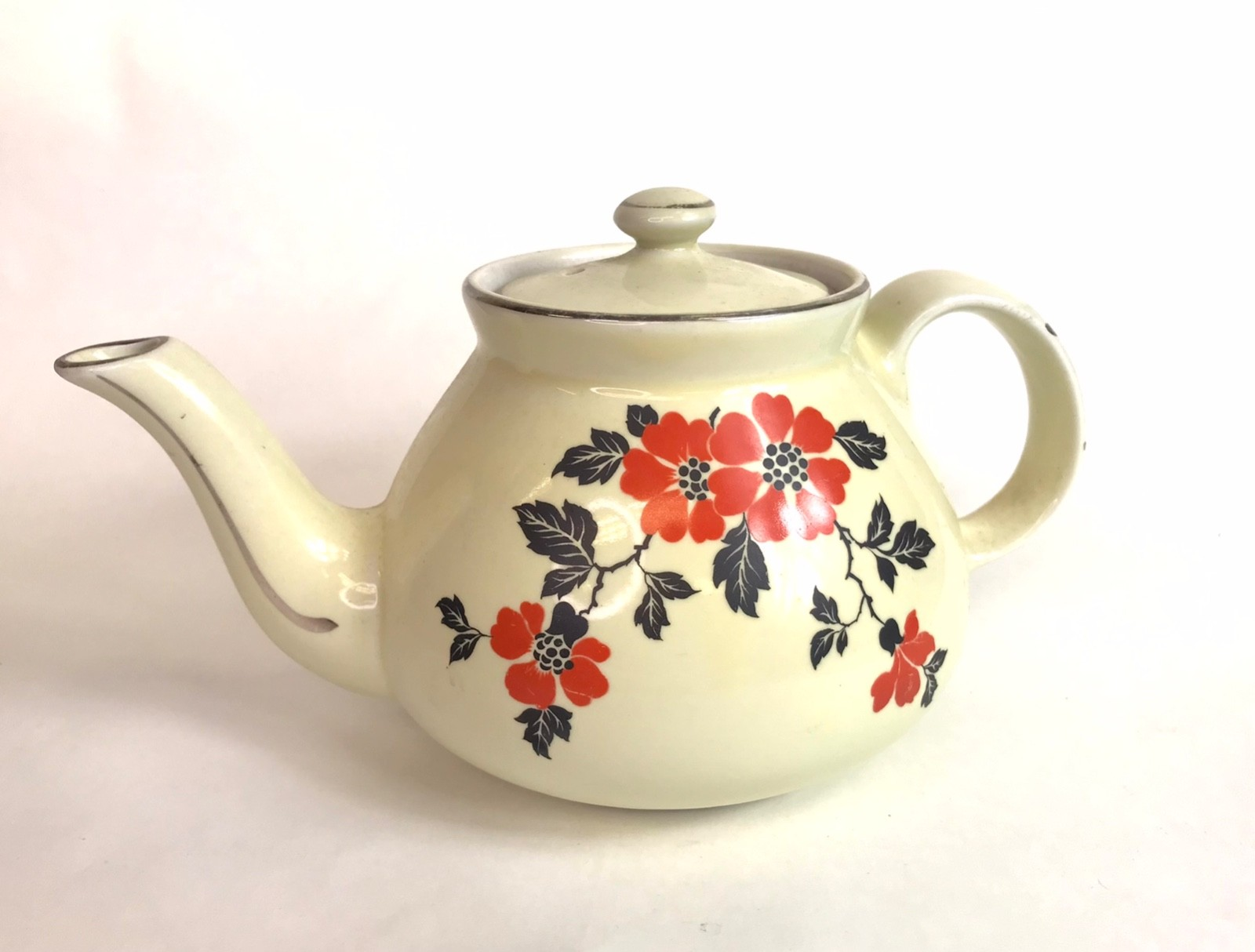 Hall's Superior China Company Teapot in Vibrant Red Poppy Pattern with Lid