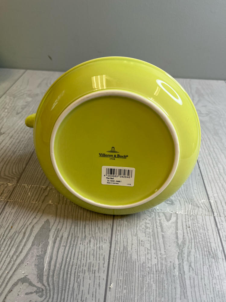Villeroy & Boch Tea Delight Lime Green with Brass Branch Handle in Original Box