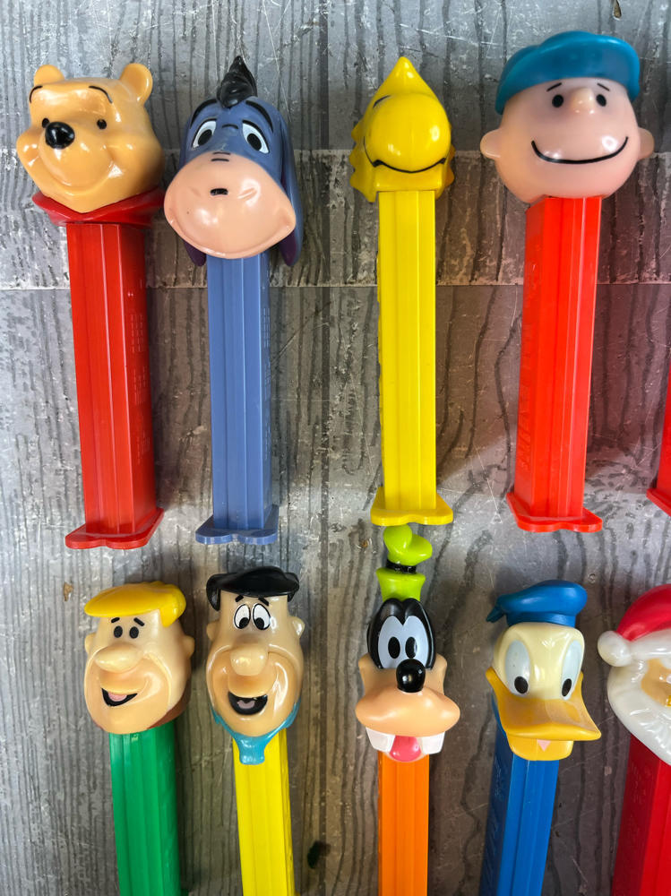 Lot of Vintage Pez Dispensers Collectible Warner Brothers Various Cartoon Movies