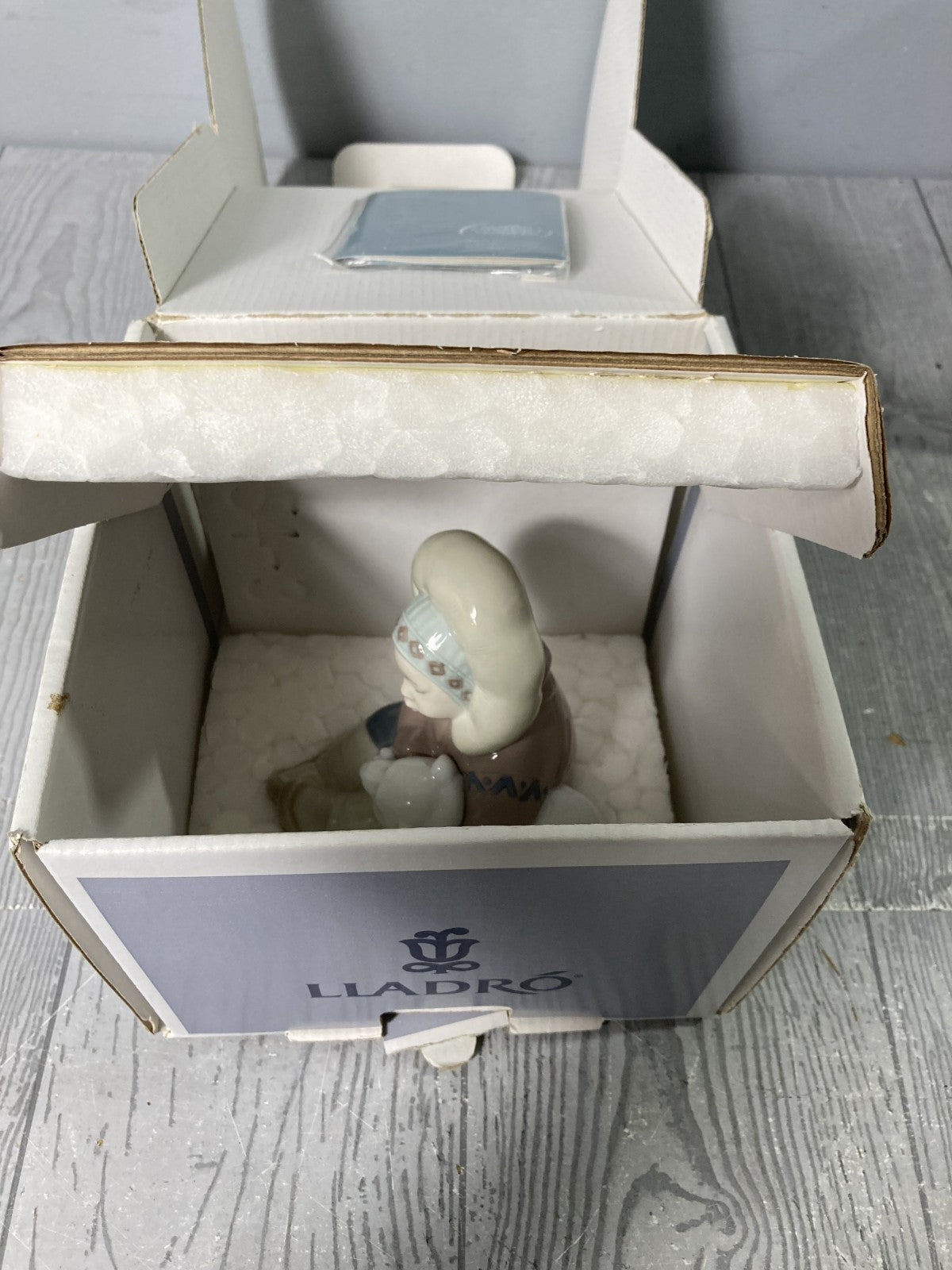 Lladro Porcelain Figurine Eskimo Playing In Original Box Gloss Finish