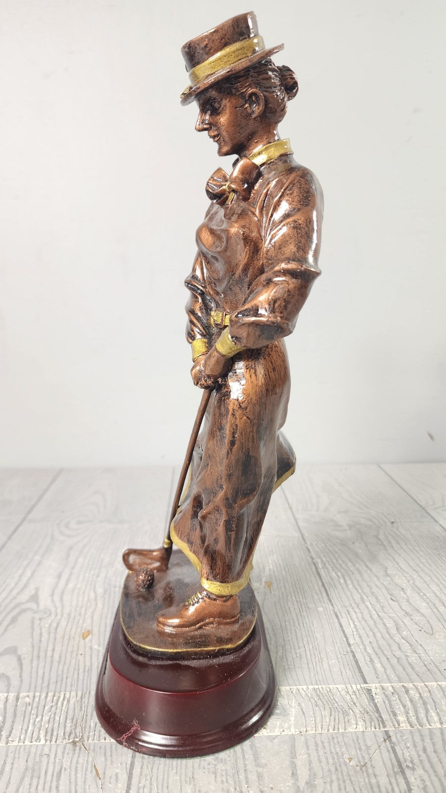 Vintage Bronze Series Female Golfer on Rosewood Finish Base RLGA - Challenge Geo