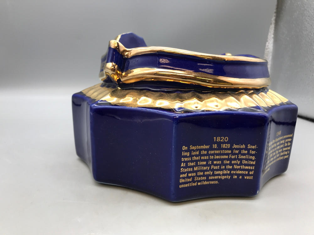 1975 Seagram's Benchmark American Legion Minneapolis Convention Bottle Display