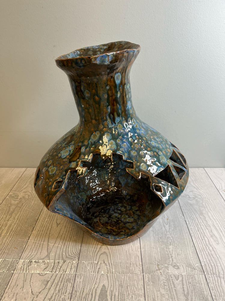 UNIQUE!!! Handcrafted Floating Vase Leon Kula-Like Home Decor Candle Display