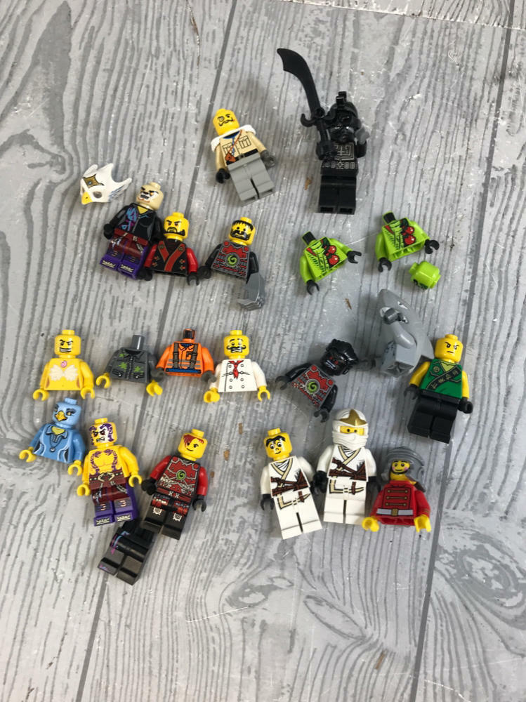 4.0 Pound Lot of Multicolor Mixed Matched Lego Blocks and Pieces - Building Toys