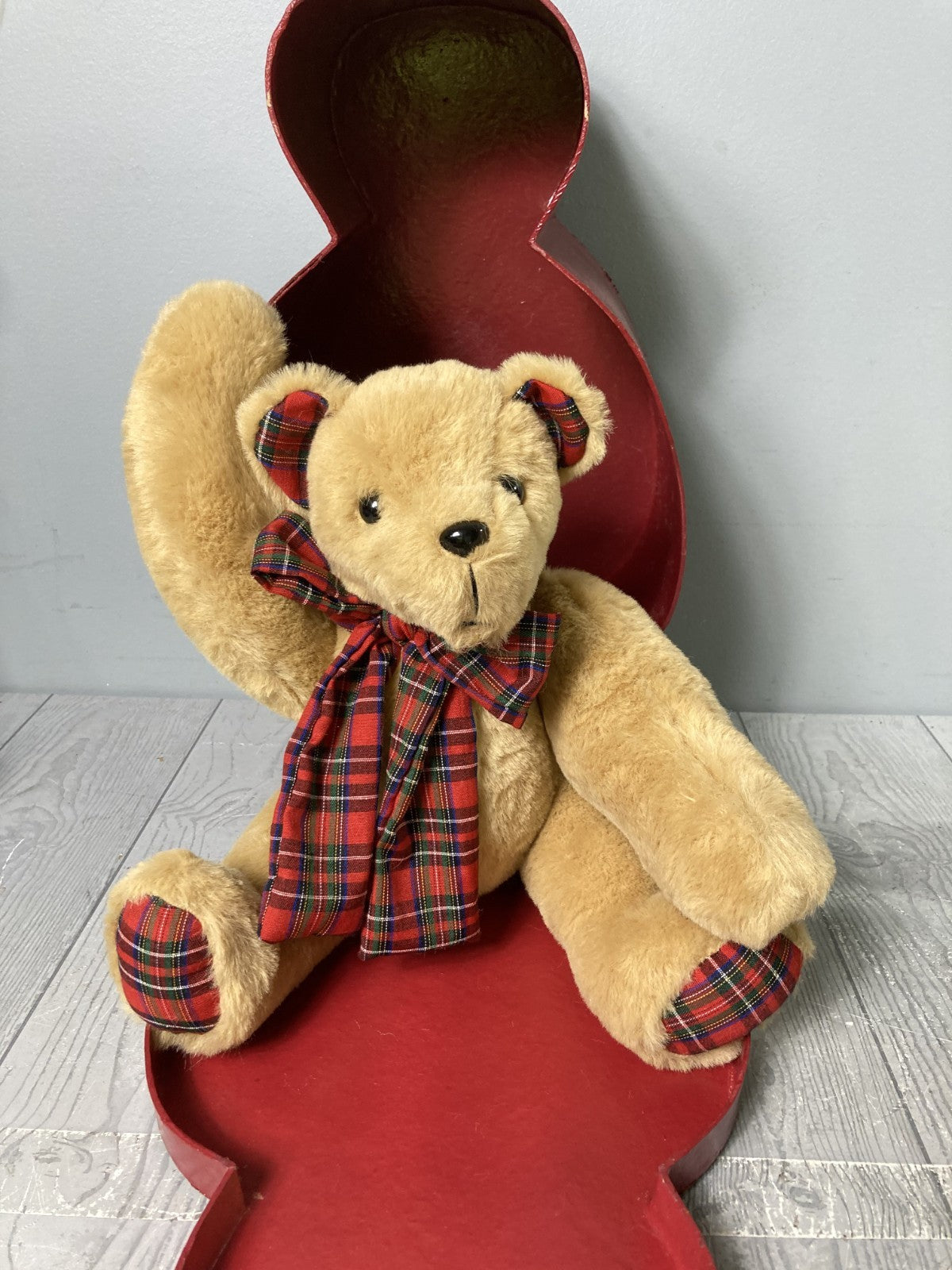 Lillian Vernon 17" Teddy Bear Plush in Original Bear Shaped Box
