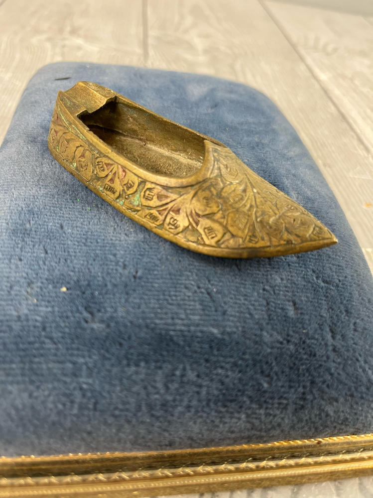Vintage Etched Brass Juit Shoe Shaped Ashtray or India Ornate Floral Motif