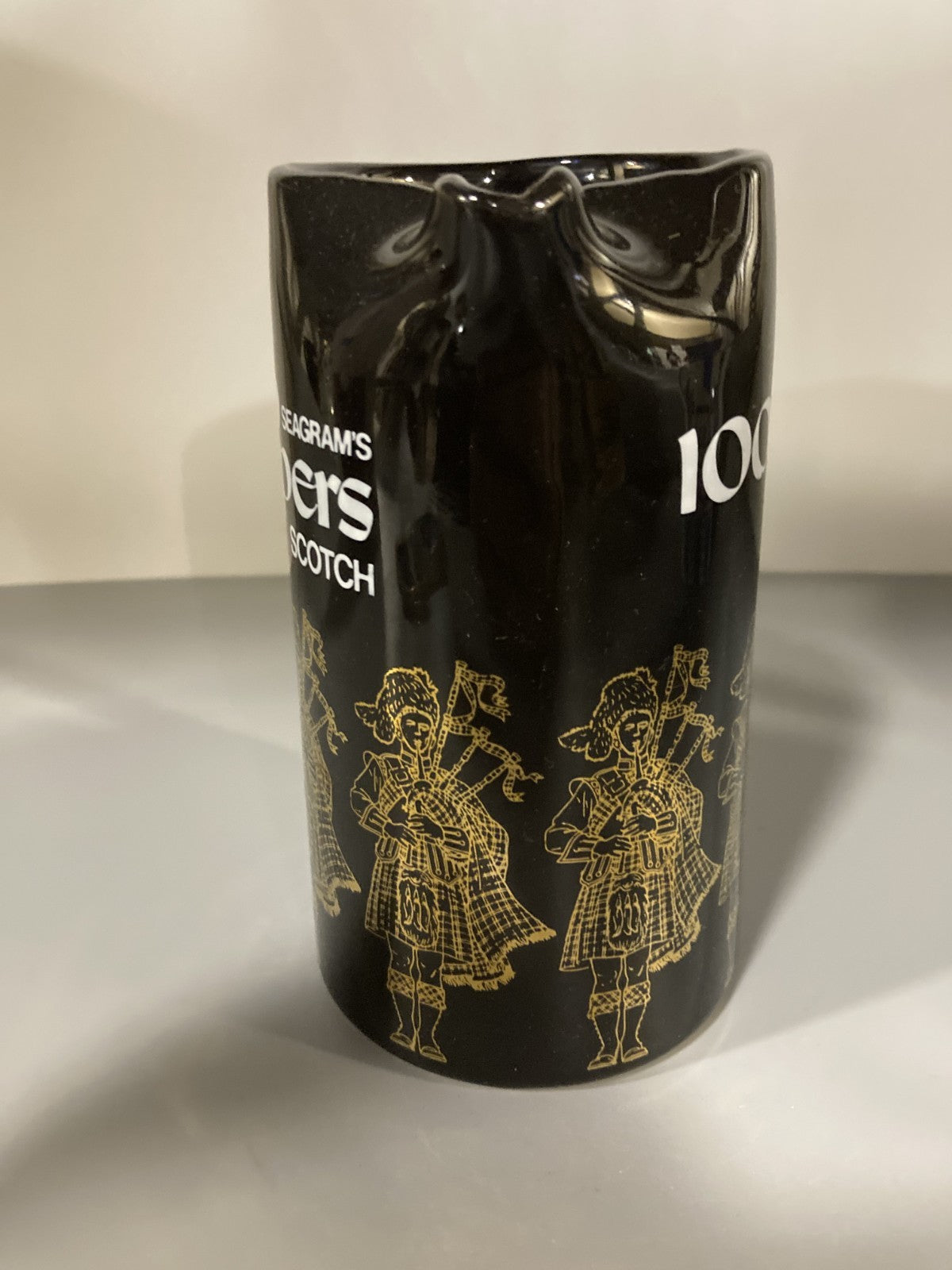 Vintage Collectible Ceramic Liquor Jug/Pitcher Seagram's 100 Pipers Scotch Black