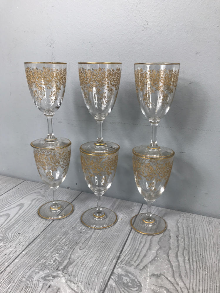 Set of 6 Elegant Gold Floral Wine Glasses - Rope and Vines Designs - Kitchen