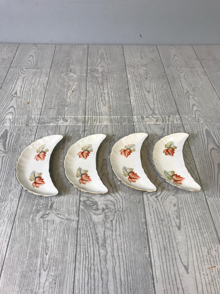 Vintage Half Moon China Set of 4 crescent moon porcelain dishes - Set of 4