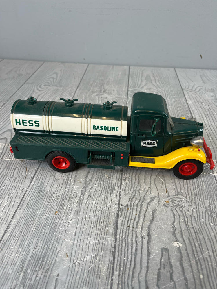 Vintage Hess Corporation Fuel Oil Tanker Truck No Box Untested For Parts