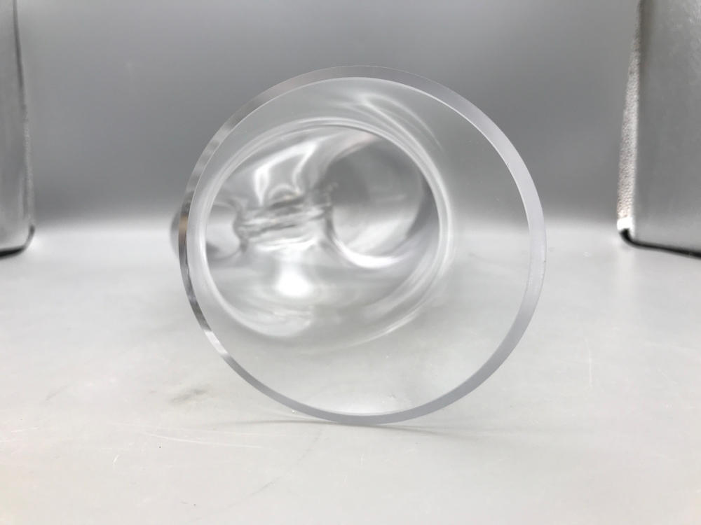 Crofton Wine Decanter Clear Glass Any Beverage Modern Design Handle - NIB