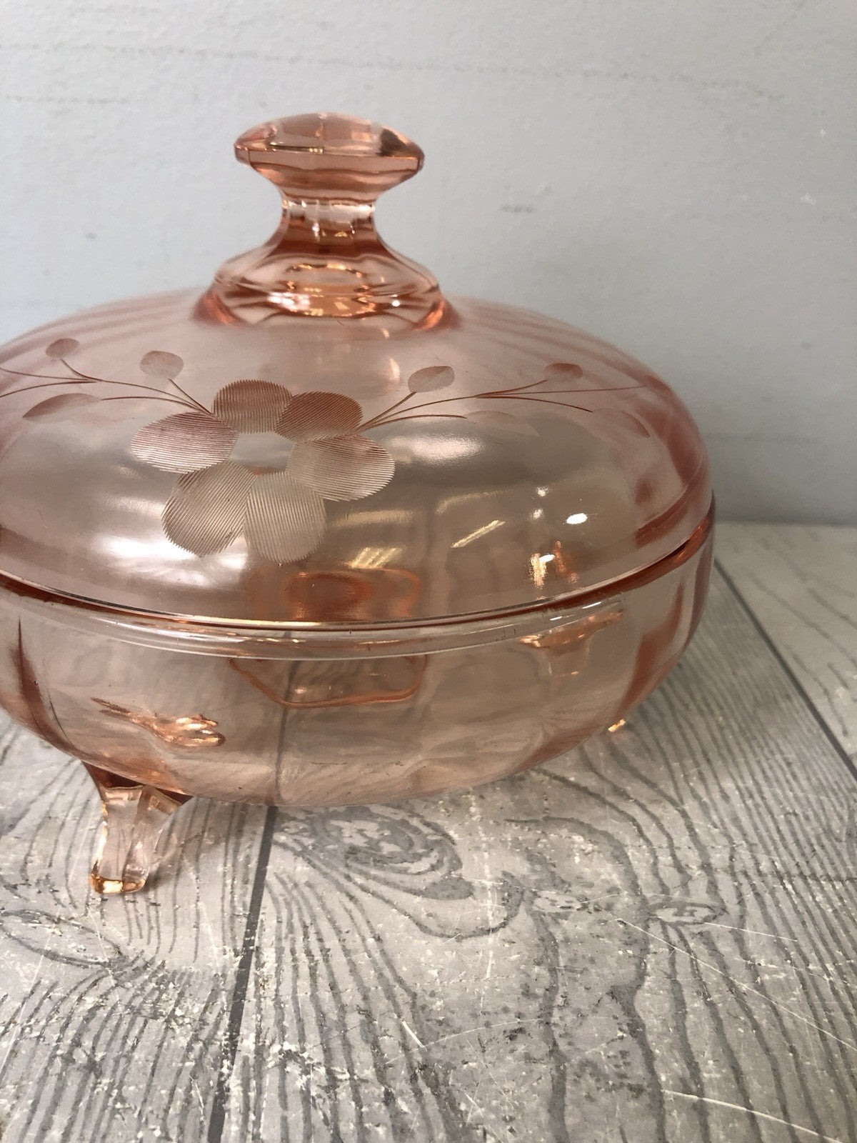 Light Pink Decorative Trinket Bowl for Home Decor - Floral Designs - W/ Lid