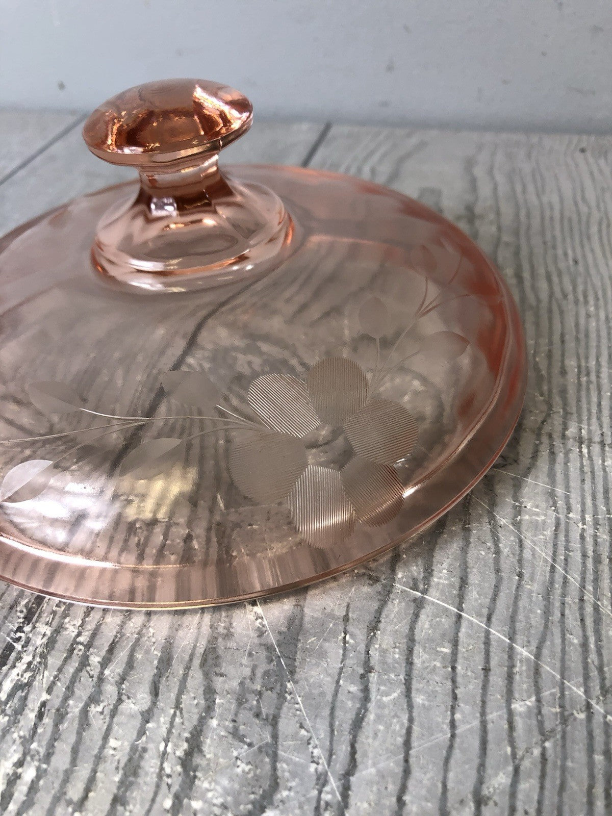 Light Pink Decorative Trinket Bowl for Home Decor - Floral Designs - W/ Lid