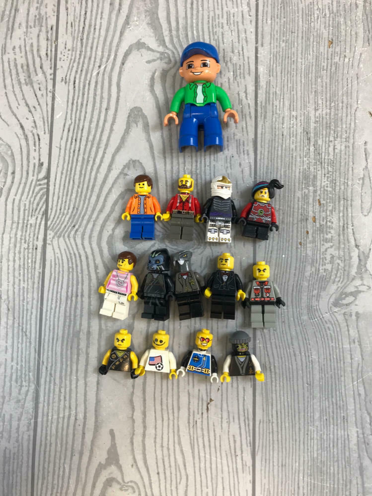 5.4 Pound Lot of Multicolor Mixed Matched Lego Blocks and Pieces - Building Toys - Good