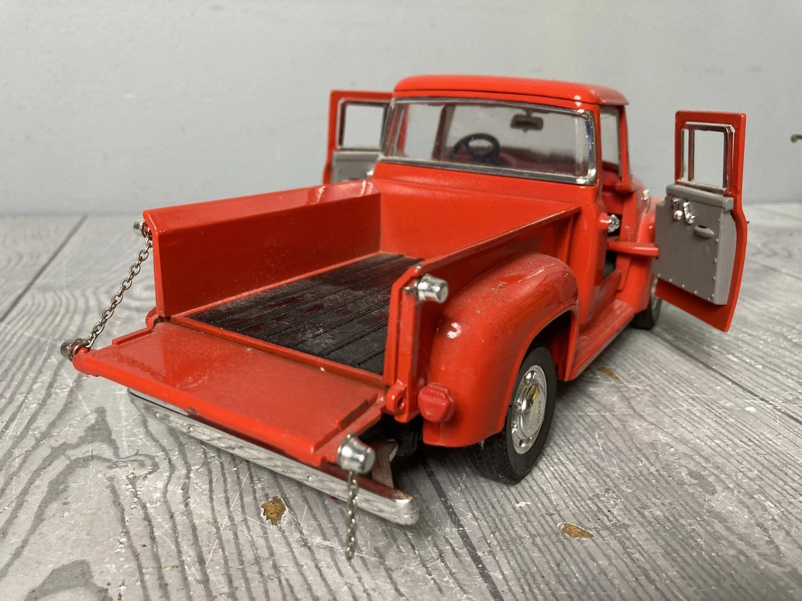 MIRA 1:18 Red FORD F100 PICKUP 1956 Die-Cast Model No Box