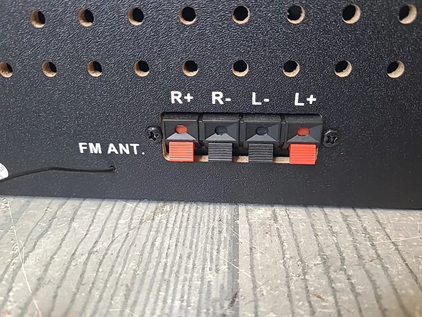 Innovative Technology ITCDS5000 Classic CD Stereo System with Bluetooth - Silver