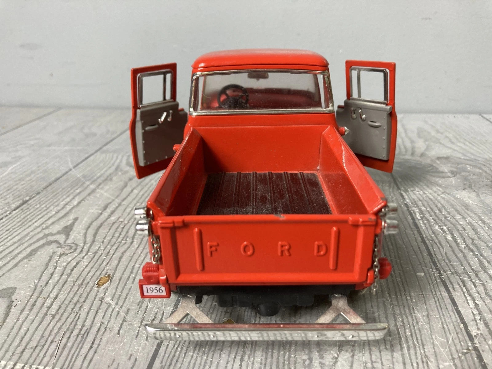 MIRA 1:18 Red FORD F100 PICKUP 1956 Die-Cast Model No Box