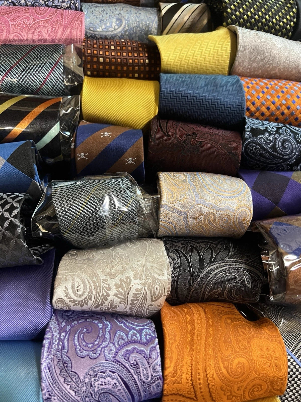 Pack Of 10 Assorted Solid/Print Ties BRAND NEW