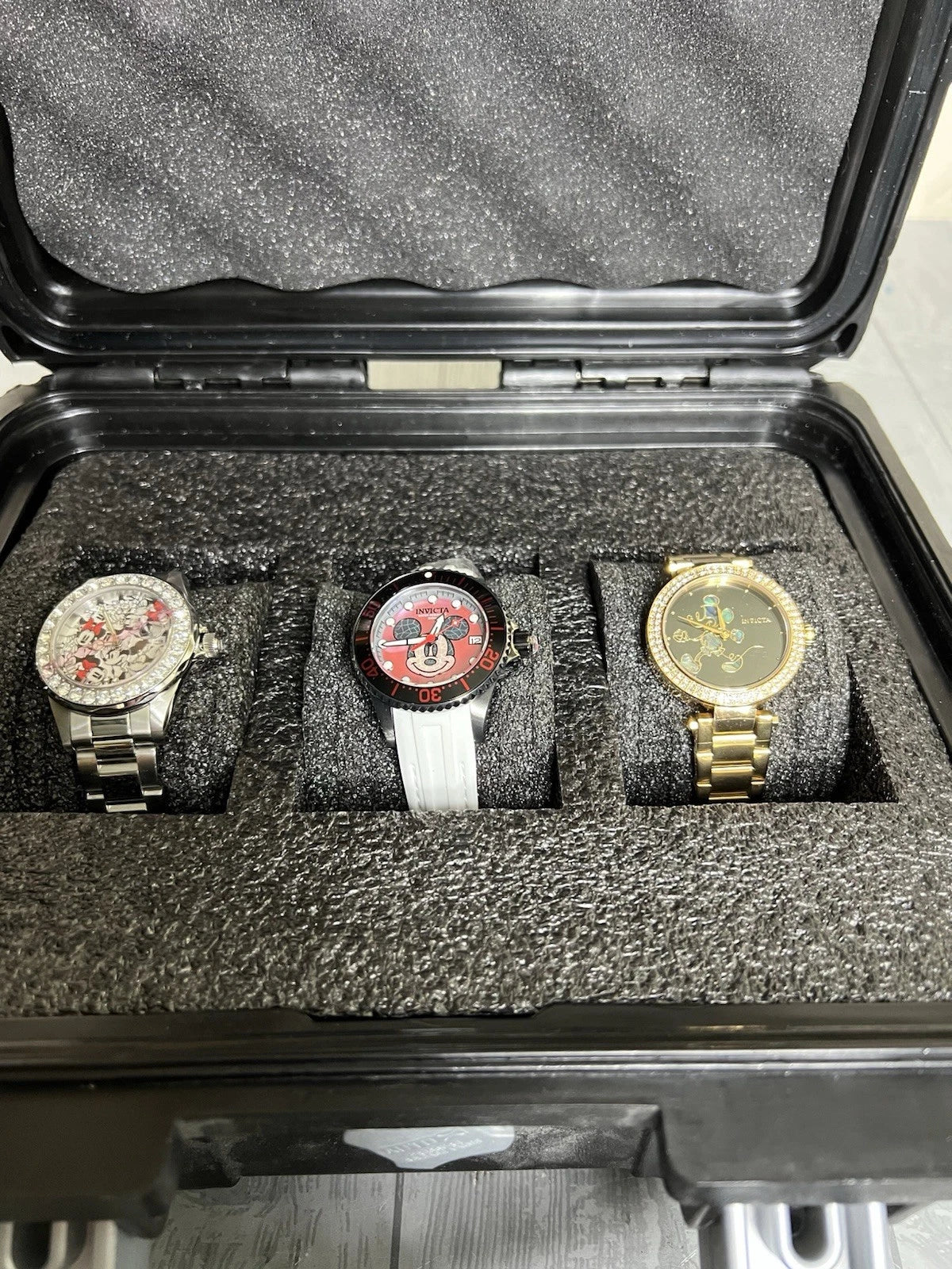 Invicta Disney Limited Edition 3 Pc Woman’s Watches In Logo Black Hard Case
