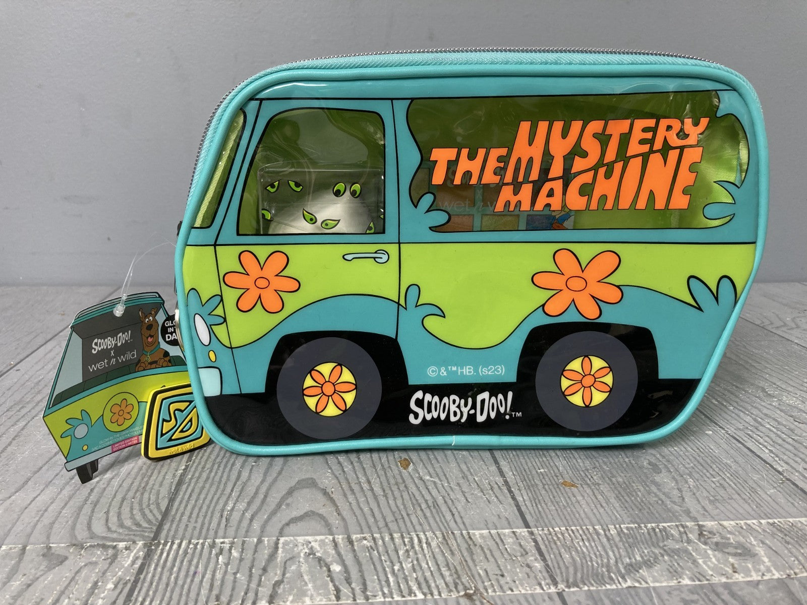 Scooby Doo Mystery Machine Limited Edition PR Case for Wet n' Wild with Makeup S