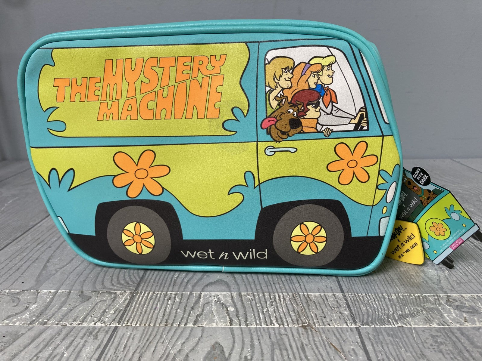 Scooby Doo Mystery Machine Limited Edition PR Case for Wet n' Wild with Makeup S