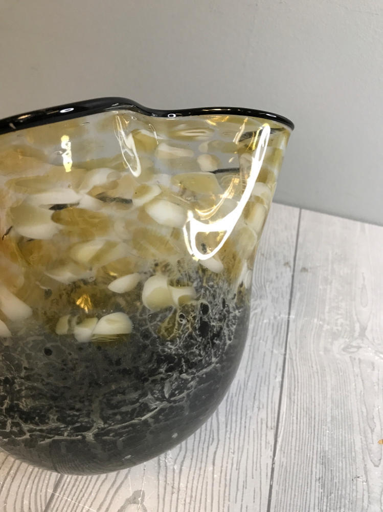 Murano Like Ruffled Art Glass Bowl Ruffled Edge Crackle Effect Marked Pampa Bay