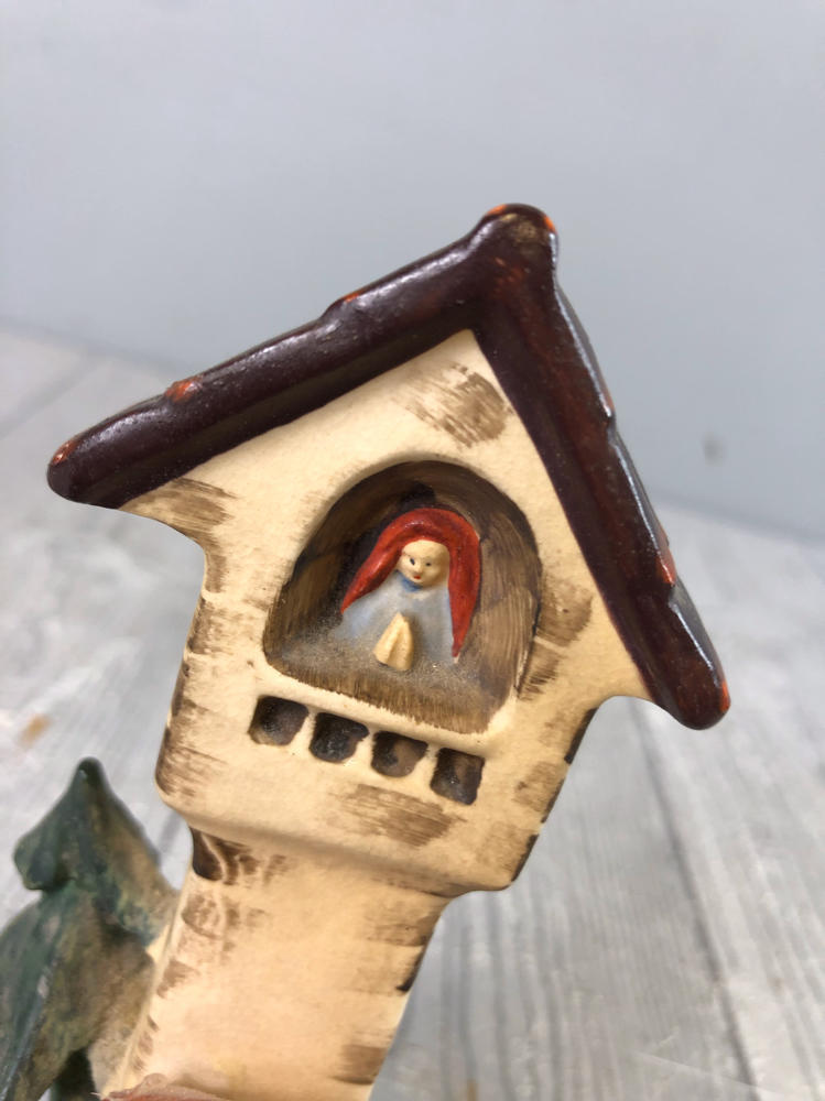 Vintage Napco Figurine SH8A Girl Praying at Station Way of the Cross No Box