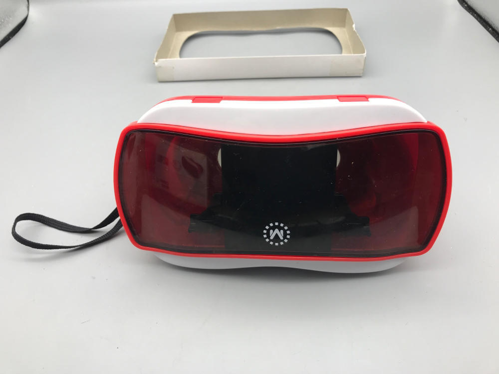 Virtual Reality View Master- Red 360 VR Experience by Mattel
