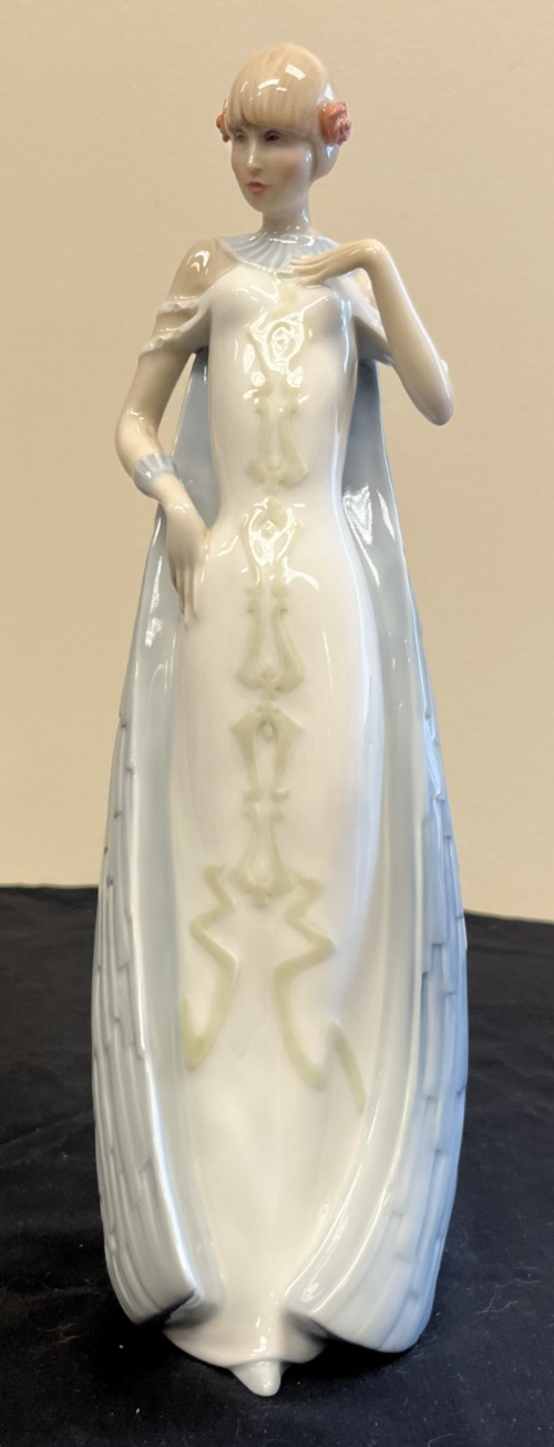 Royal Doulton Porcelain Figurine Reflections Debut Woman in Cape