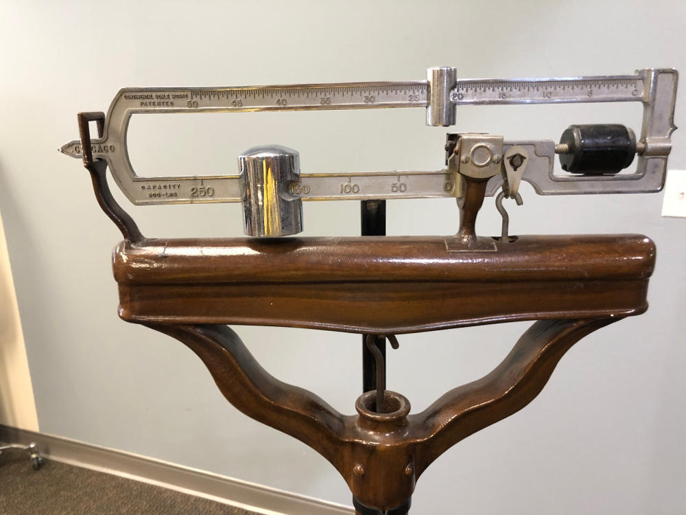 Antique Continental Physicians Painted Grain Steel Medical Scale Ruler Doctors