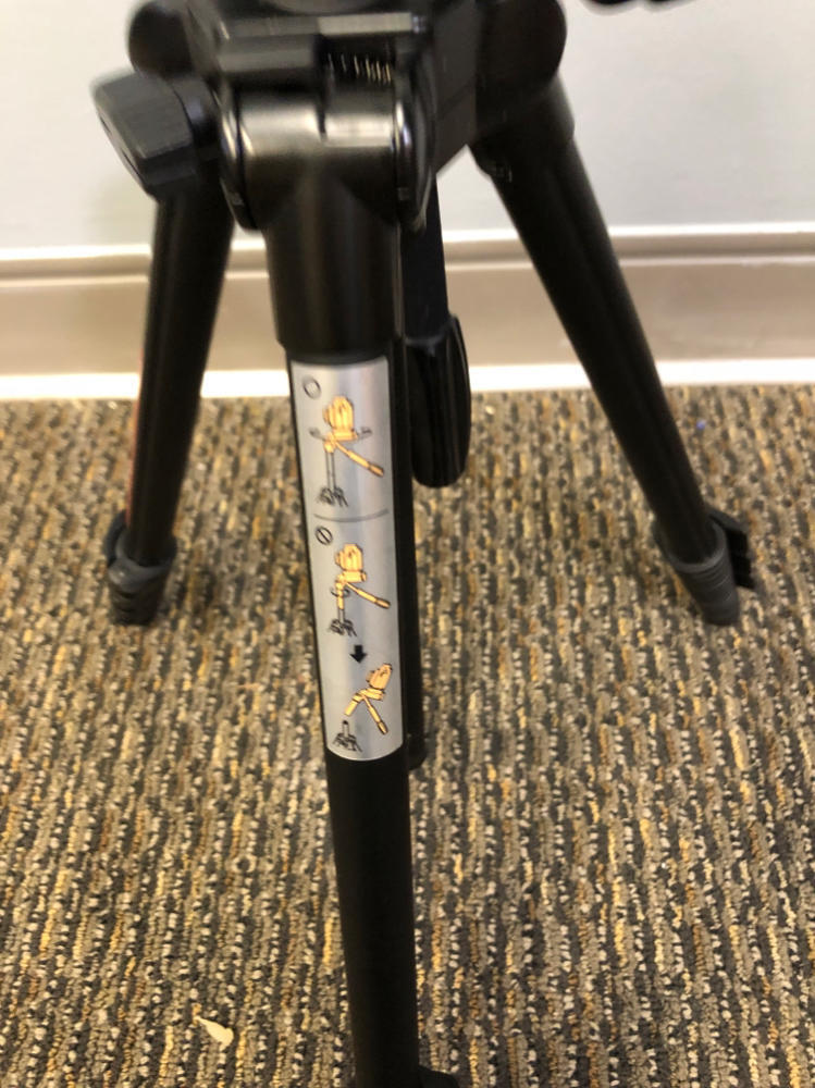 Sony VCT-1500L Lightweight Tripod w/ 3-Way Panhead & Quick Shoe w/ Soft Case