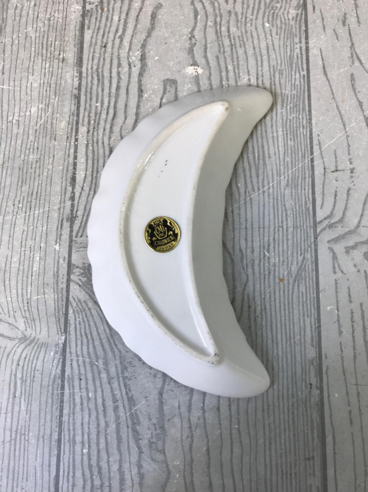 Vintage Half Moon China Set of 4 crescent moon porcelain dishes - Set of 4