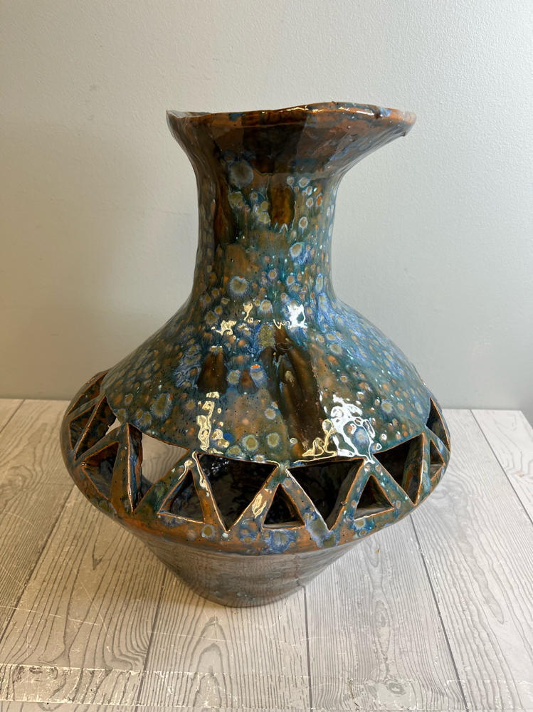 UNIQUE!!! Handcrafted Floating Vase Leon Kula-Like Home Decor Candle Display