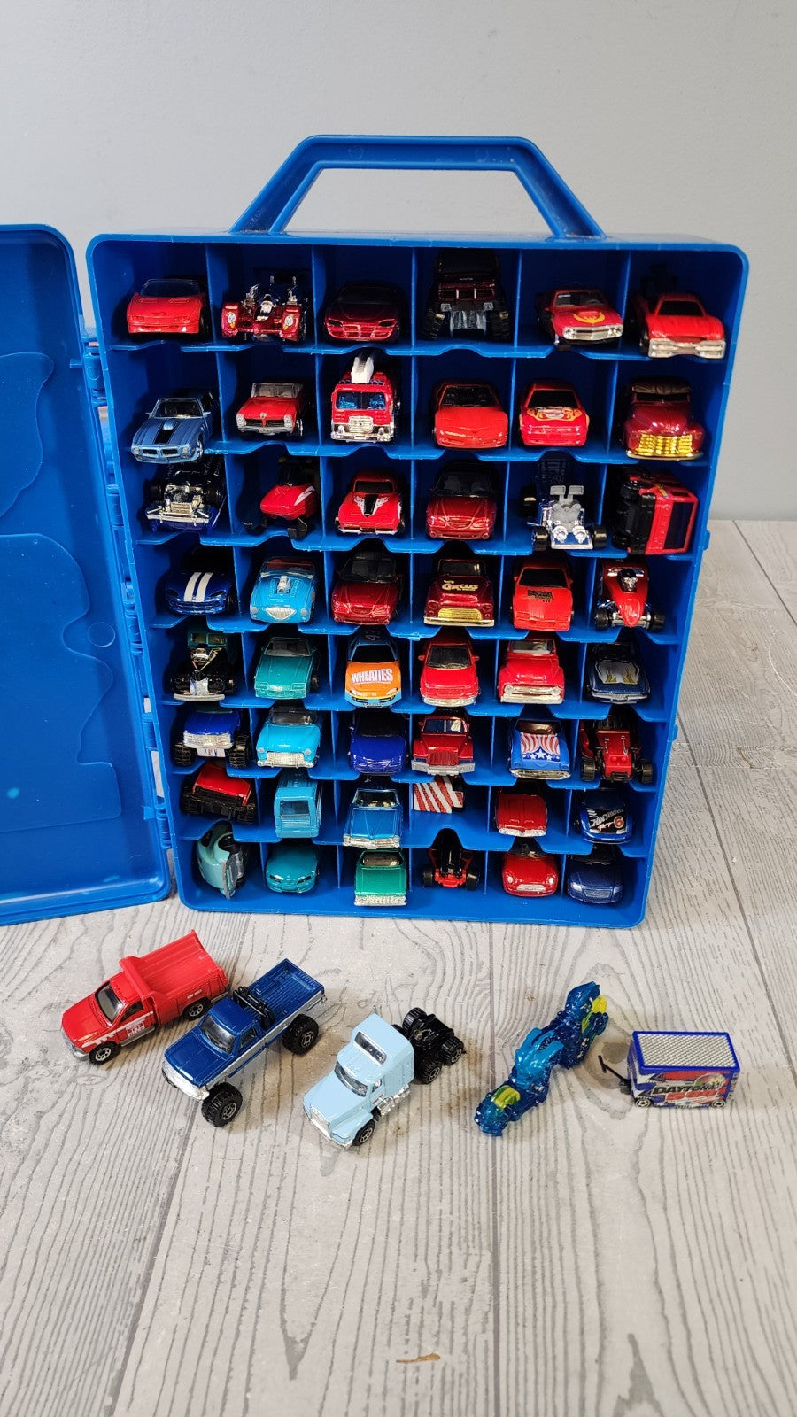 Mattel Hot Wheels Blue 48 Car Carrying Case Filled with 53 Cars! 2000s (Box 6)