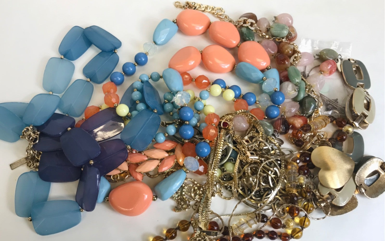 2 Pound Lot of Assorted Necklaces- Mixed styles for crafting and Repurposing