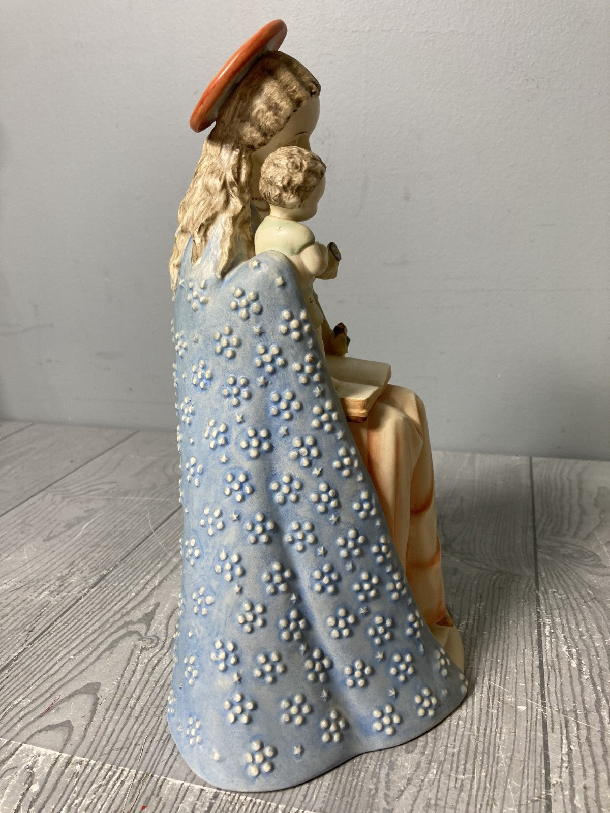 Hummel Goebel Flower Madonna Goebel Hummel Figurine Mary With Baby Jesus & Bird