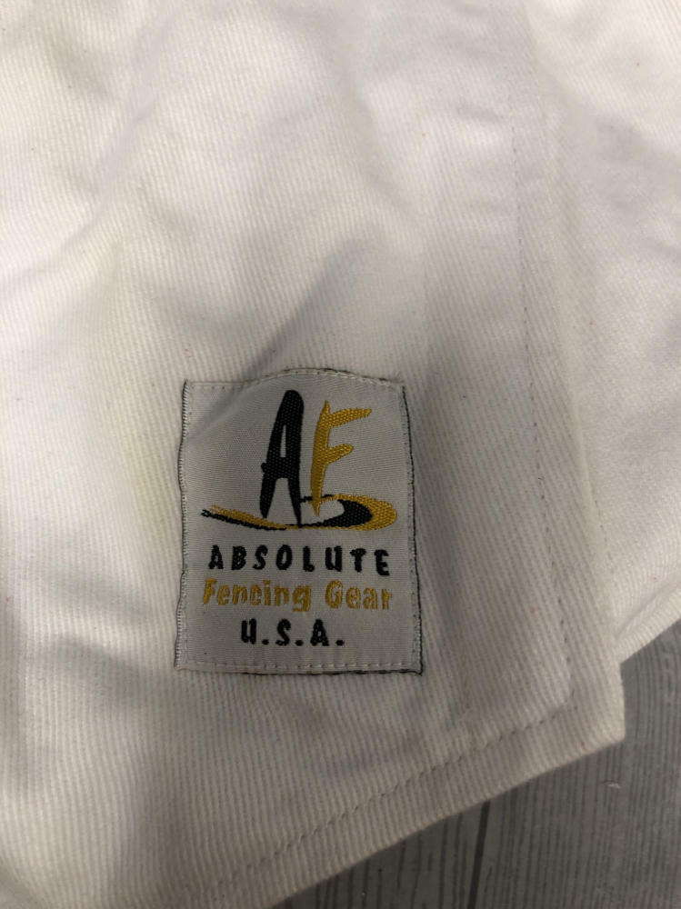 Absolute Fencing Gear Inc. Bag with 1 Sword, Top, and Size Medium Helmet