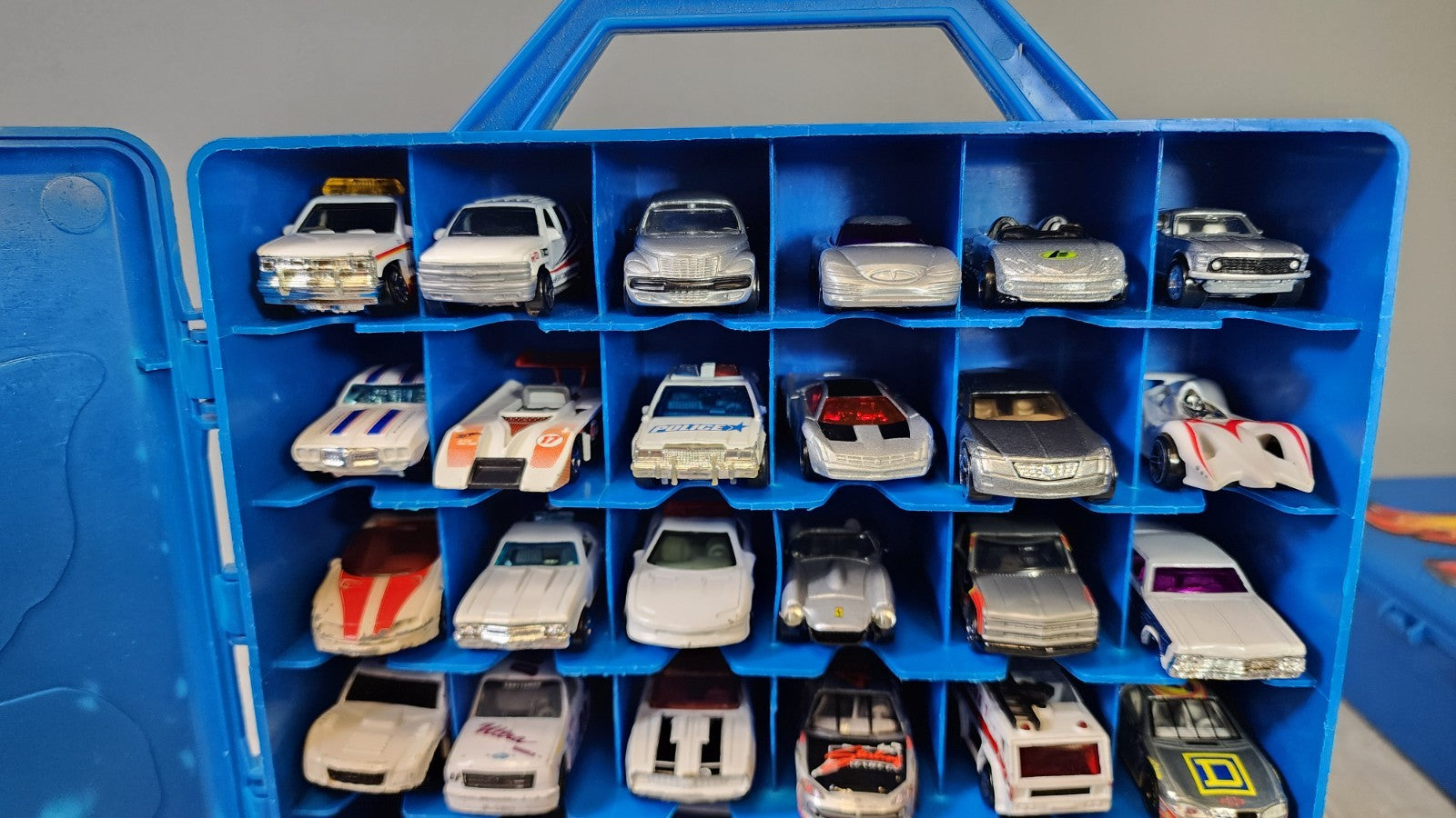 Mattel Hot Wheels Blue 48 Car Carrying Case Filled with 58 Cars! 2000s (Box 2)