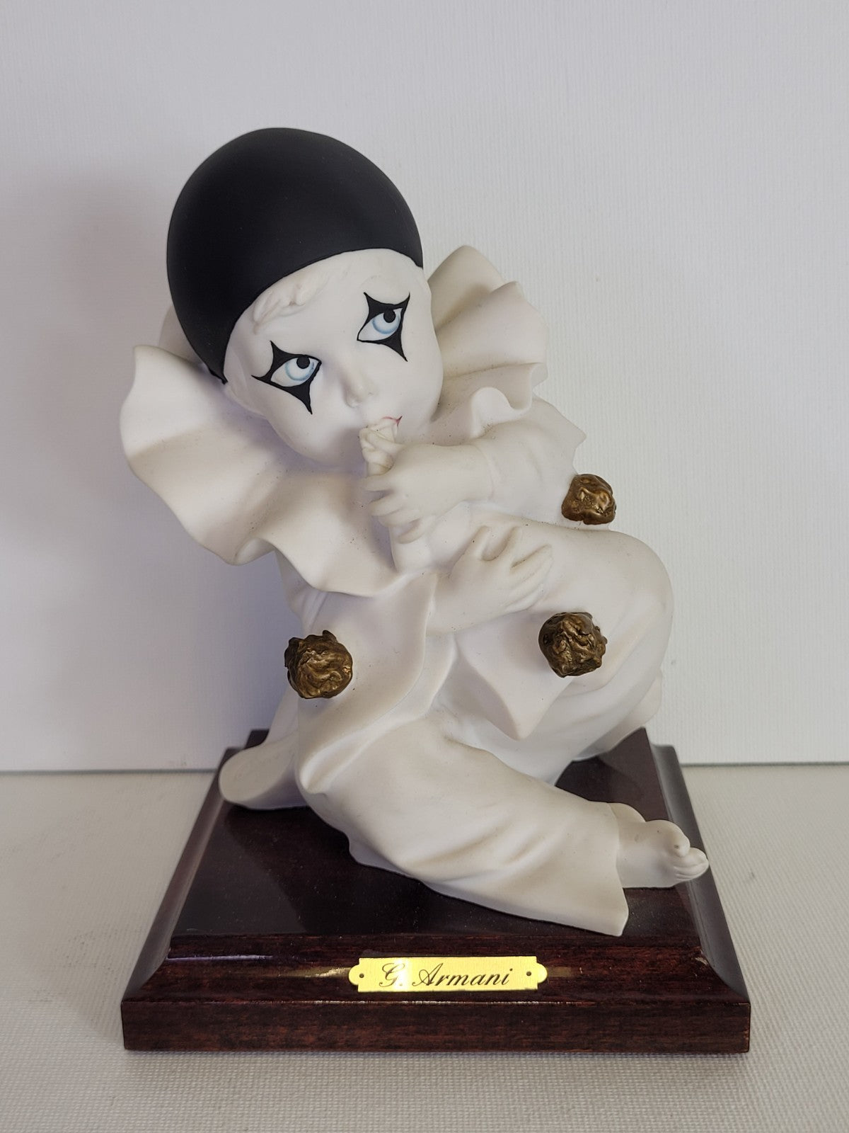 Giuseppe Armani Vintage Porcelain Figurine Small Pierrot Sucking Its Toe- Signed